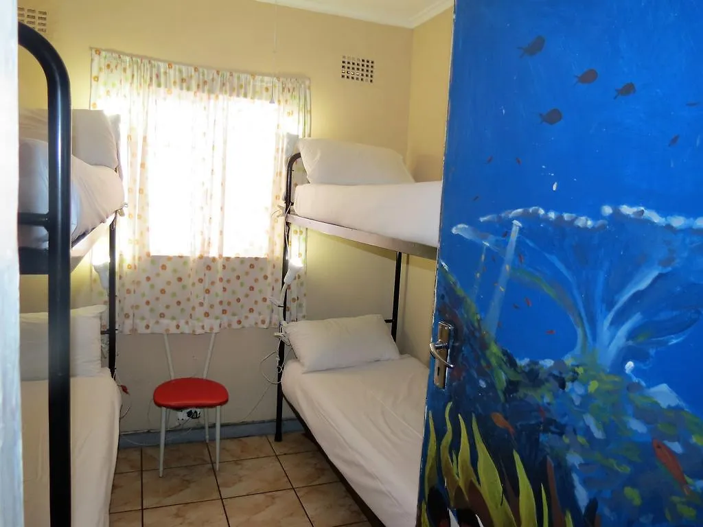 *** Hostel Riverlodge Backpackers Cape Town South Africa