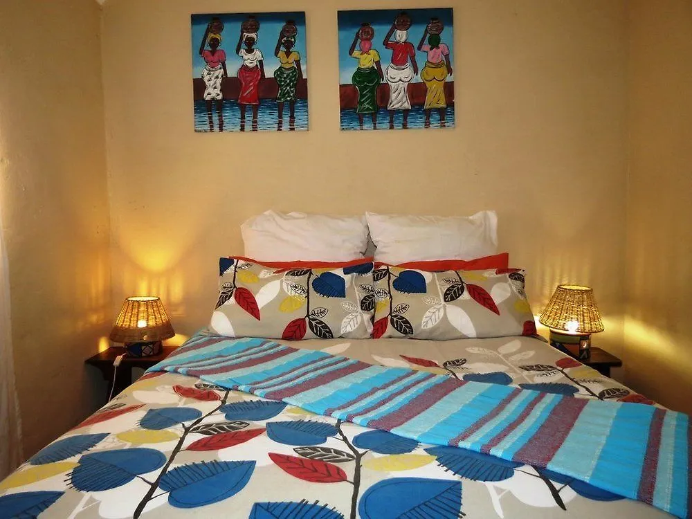 Riverlodge Backpackers Cape Town 3*,  South Africa