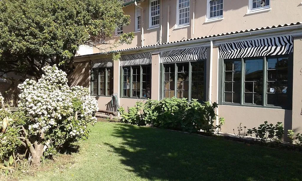 Riverlodge Backpackers Cape Town 3*,